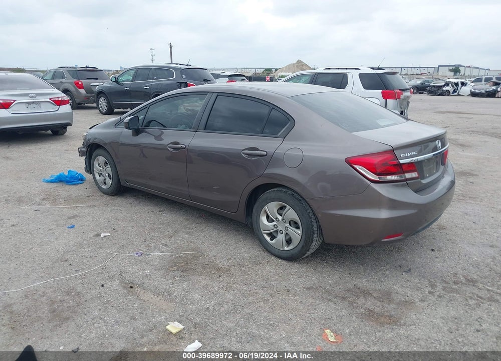 2015 HONDA CIVIC LX VIN: 19XFB2F50FE072884