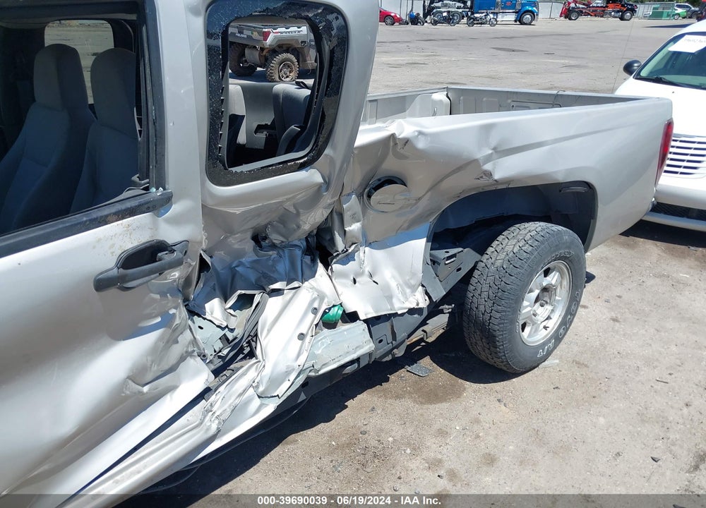2004 CHEVROLET COLORADO VIN: 1GCCS196X48196167