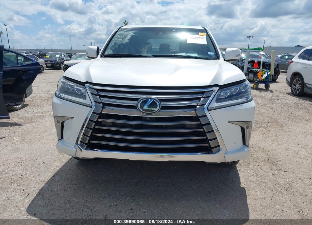 2016 LEXUS LX 570 VIN: JTJHY7AX6G4197918