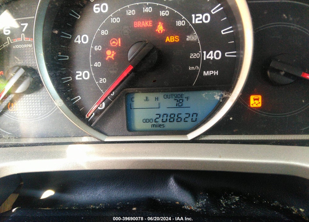 2013 TOYOTA RAV4 XLE VIN: 2T3WFREVXDW040248