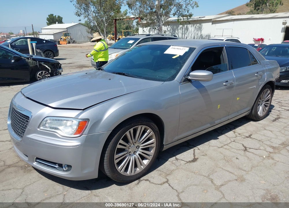2014 CHRYSLER 300 VIN: 2C3CCAAG2EH200102