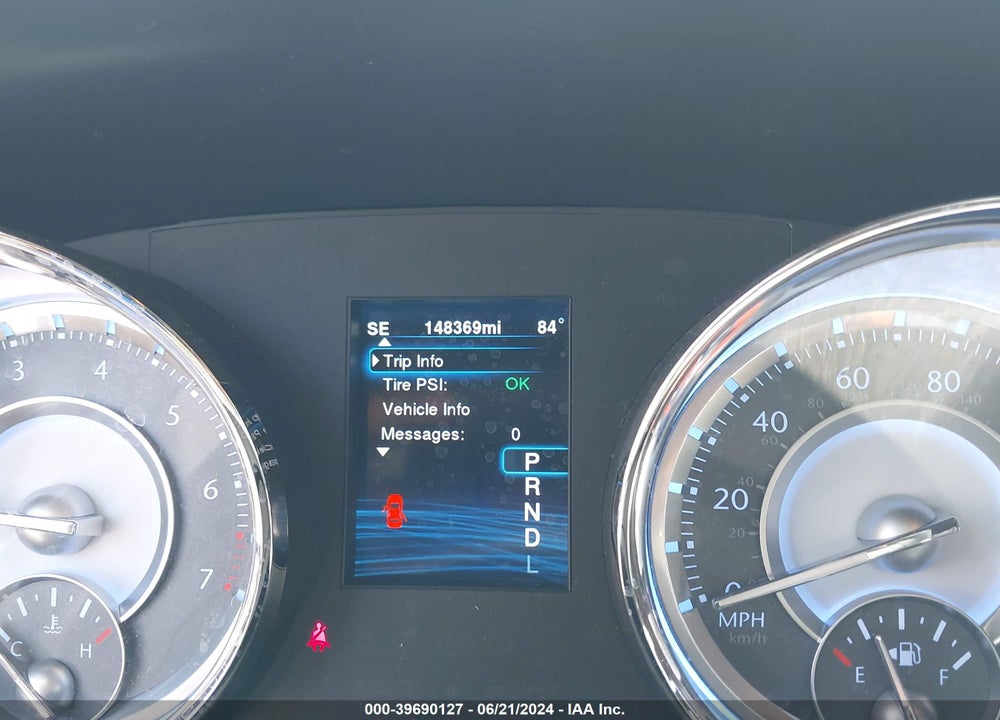2014 CHRYSLER 300 VIN: 2C3CCAAG2EH200102