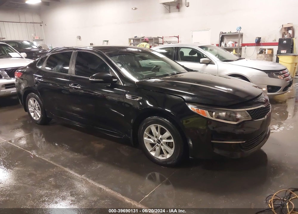 2016 KIA OPTIMA LX VIN: KNAGT4L38G5110419