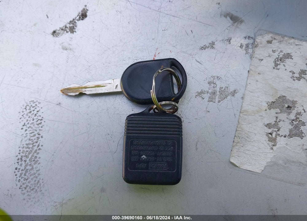 2011 FORD FOCUS SEL VIN: 1FAHP3HN5BW189508