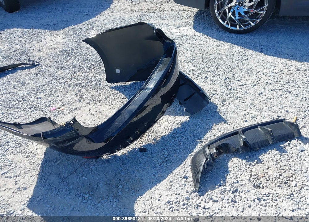 2015 LEXUS IS 350 VIN: JTHBE1D29F5020558