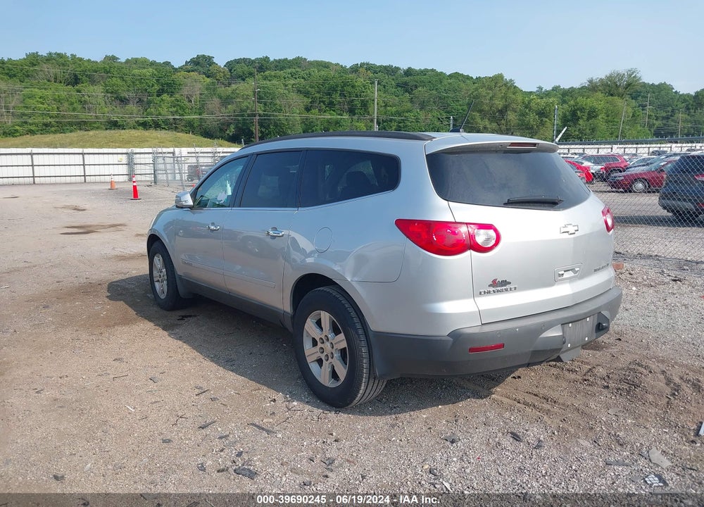 2009 CHEVROLET TRAVERSE LT VIN: 1GNEV23D29S181516