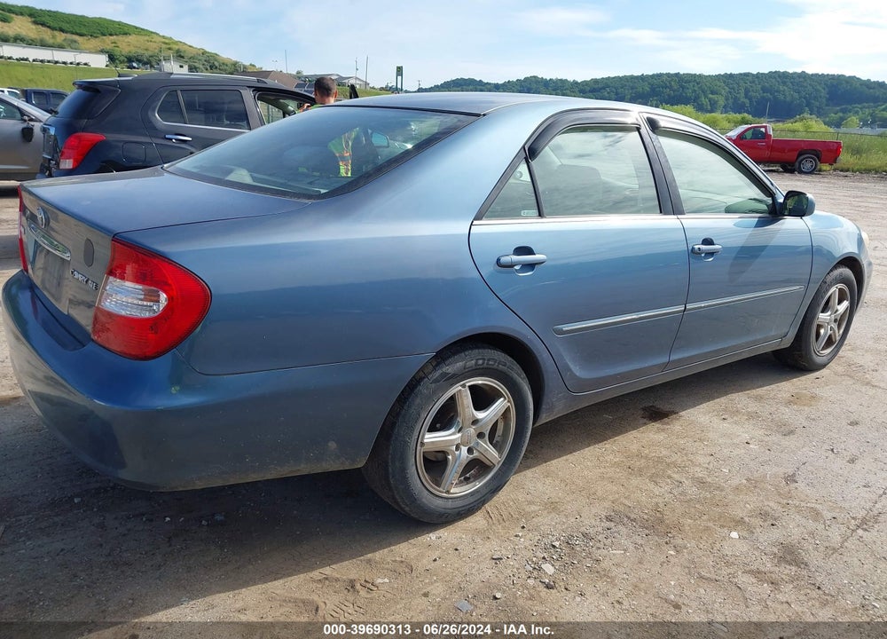 2003 TOYOTA CAMRY XLE VIN: 4T1BE30K63U703110