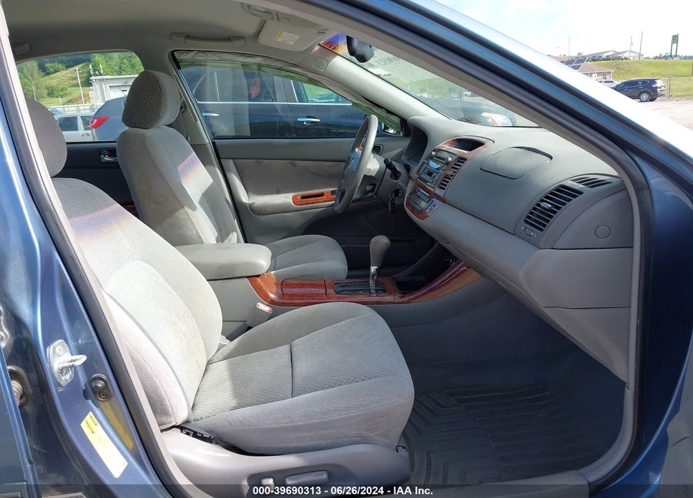 2003 TOYOTA CAMRY XLE VIN: 4T1BE30K63U703110