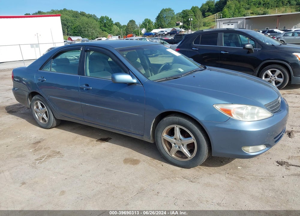 2003 TOYOTA CAMRY XLE VIN: 4T1BE30K63U703110
