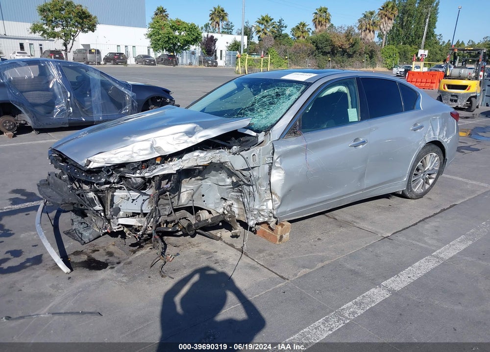 2018 INFINITI Q50 3.0T LUXE VIN: JN1EV7AP2JM350593