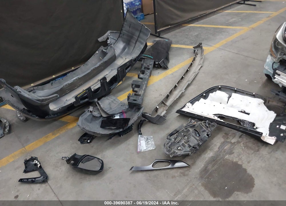 2016 NISSAN ROGUE S VIN: JN8AT2MT1GW003643
