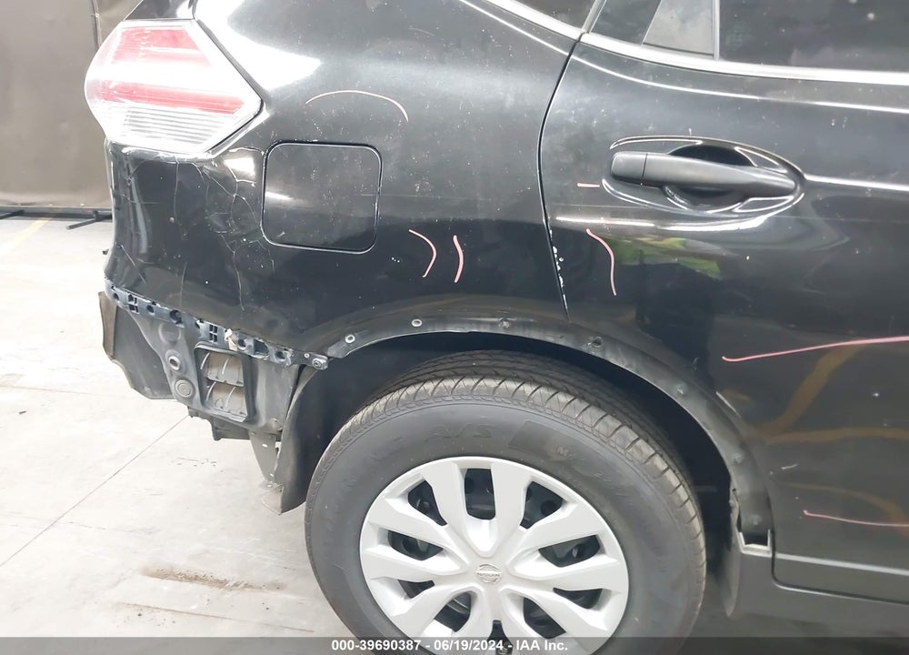 2016 NISSAN ROGUE S VIN: JN8AT2MT1GW003643