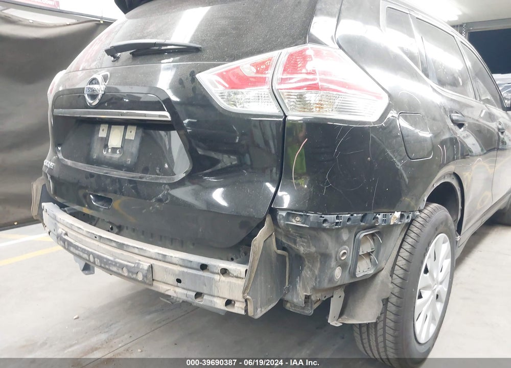 2016 NISSAN ROGUE S VIN: JN8AT2MT1GW003643