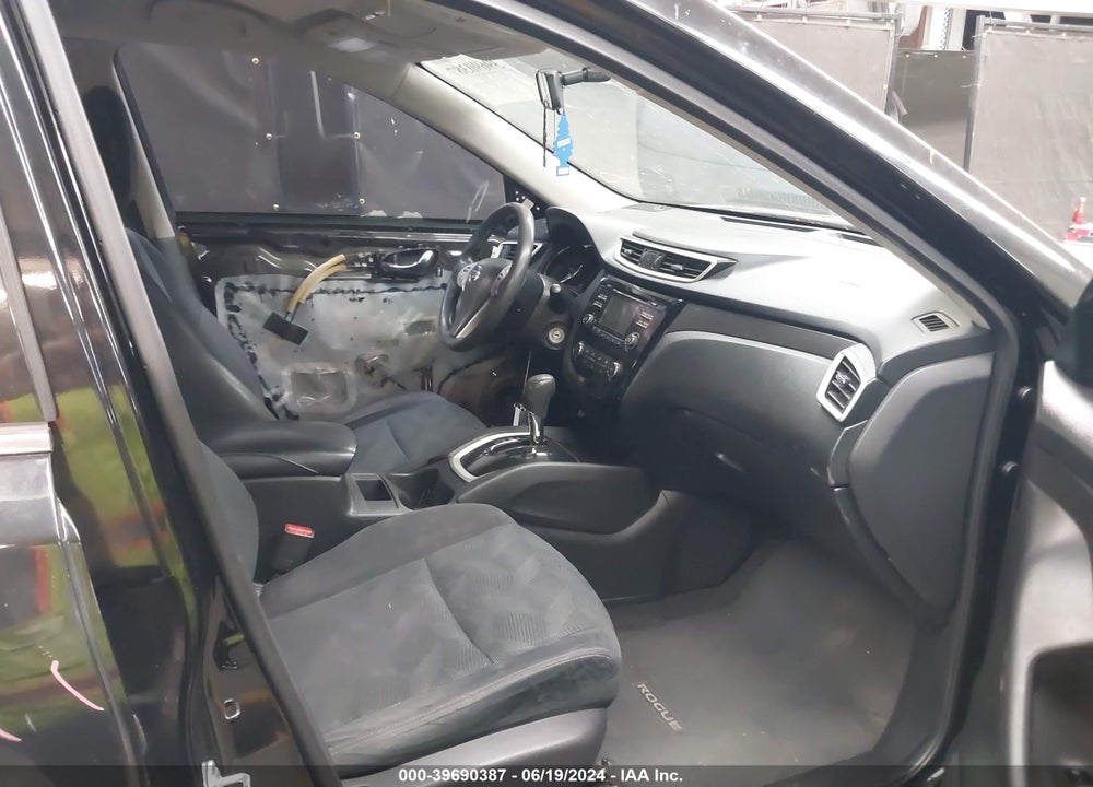2016 NISSAN ROGUE S VIN: JN8AT2MT1GW003643