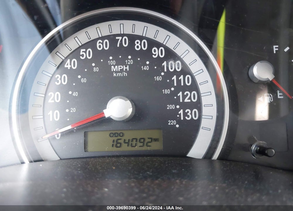 2008 HYUNDAI ENTOURAGE GLS/LIMITED VIN: KNDMC233586047401