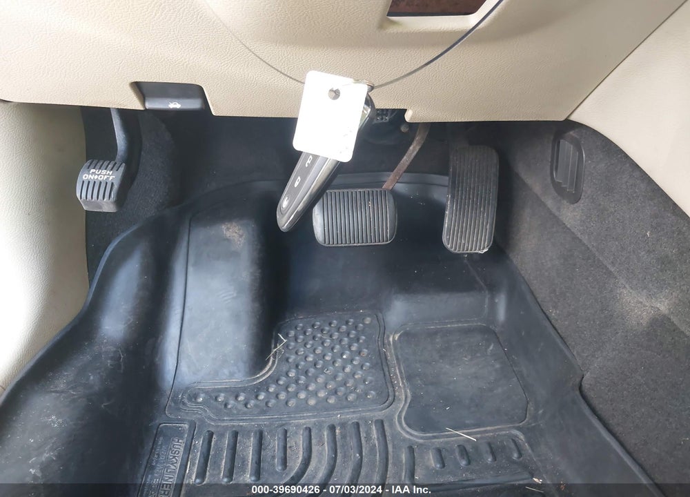 2013 FORD TAURUS LIMITED VIN: 1FAHP2F84DG121835