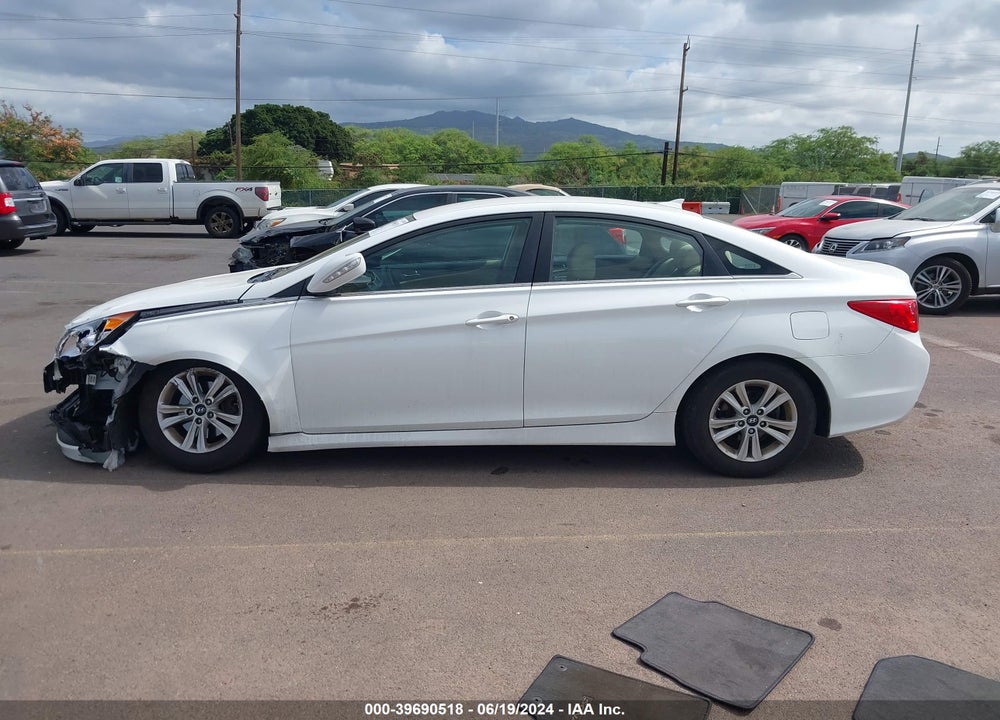 2014 HYUNDAI SONATA GLS VIN: 5NPEB4AC8EH924664