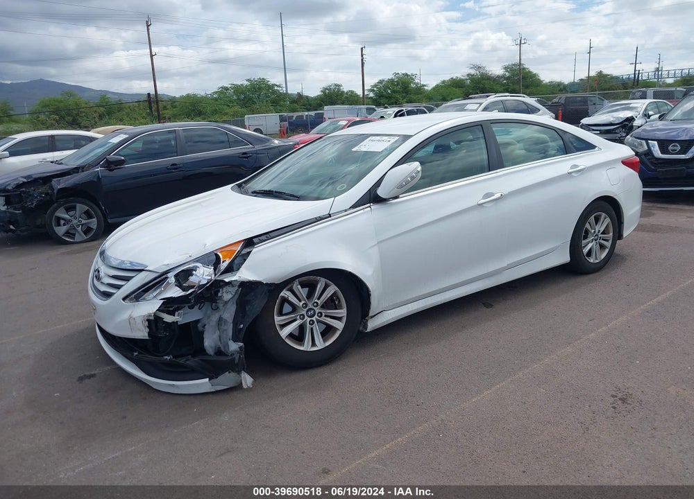 2014 HYUNDAI SONATA GLS VIN: 5NPEB4AC8EH924664