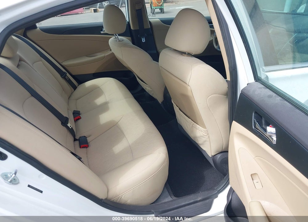 2014 HYUNDAI SONATA GLS VIN: 5NPEB4AC8EH924664