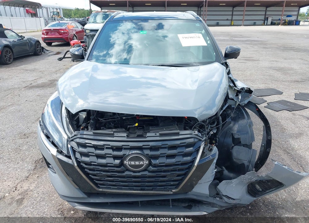 2023 NISSAN KICKS SR XTRONIC CVT VIN: 3N1CP5DV0PL496607