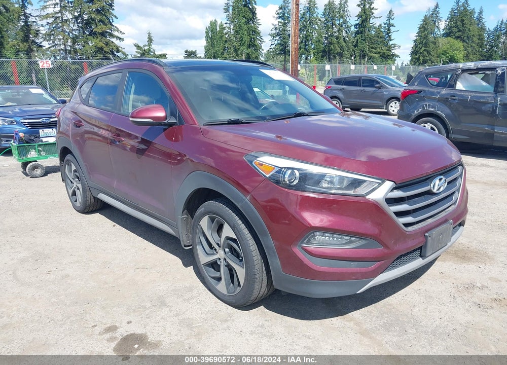 2017 HYUNDAI TUCSON VALUE VIN: KM8J3CA27HU553337