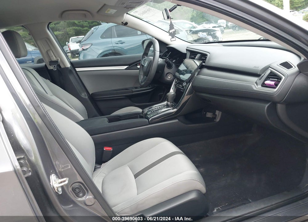 2016 HONDA CIVIC LX VIN: 2HGFC2F56GH517374
