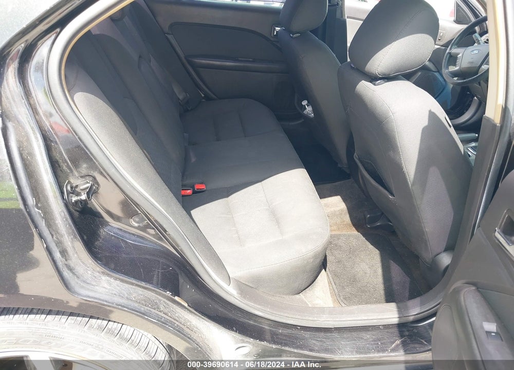 2011 FORD FUSION SE VIN: 3FAHP0HAXBR237390