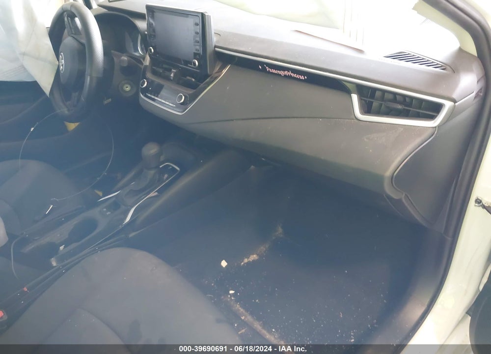 2022 TOYOTA COROLLA LE VIN: 5YFEPMAE6NP323968