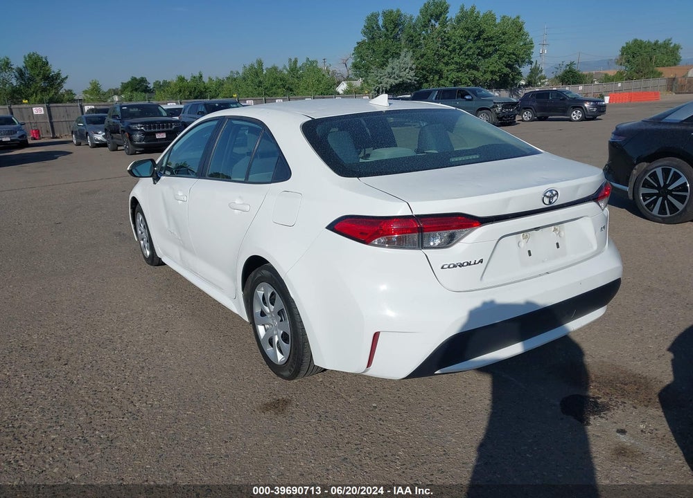 2021 TOYOTA COROLLA LE VIN: 5YFEPMAE7MP206673