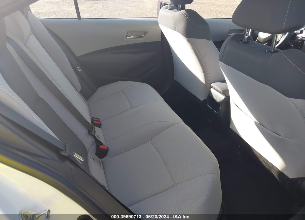 2021 TOYOTA COROLLA LE VIN: 5YFEPMAE7MP206673