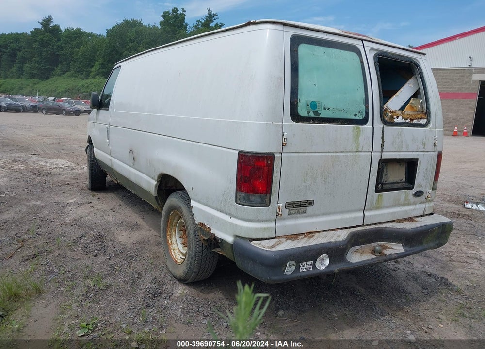 2003 FORD E-250 COMMERCIAL VIN: 1FTNE242X3HC05085