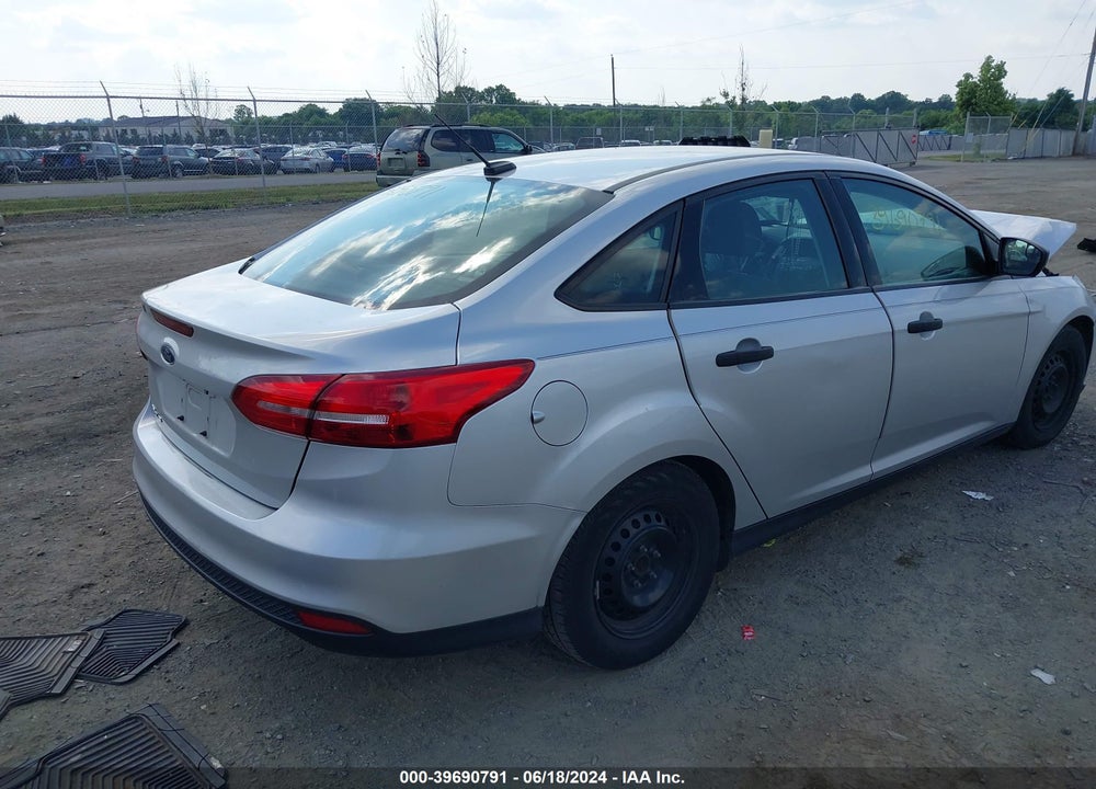 2018 FORD FOCUS S VIN: 1FADP3E2XJL264373