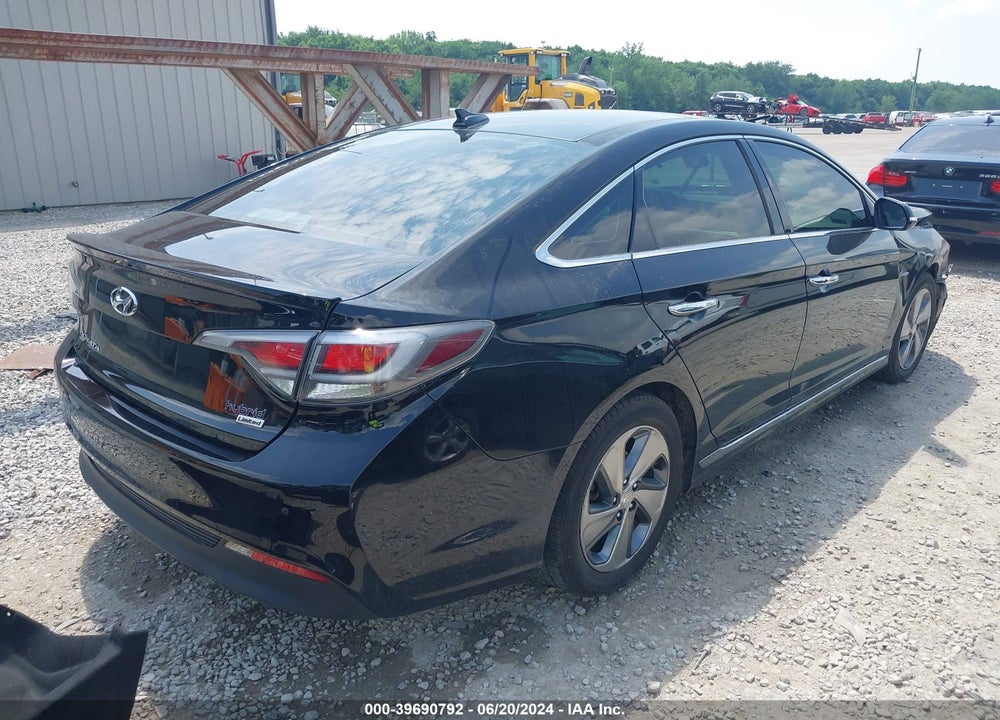 2017 HYUNDAI SONATA HYBRID LIMITED VIN: KMHE34L18HA044936