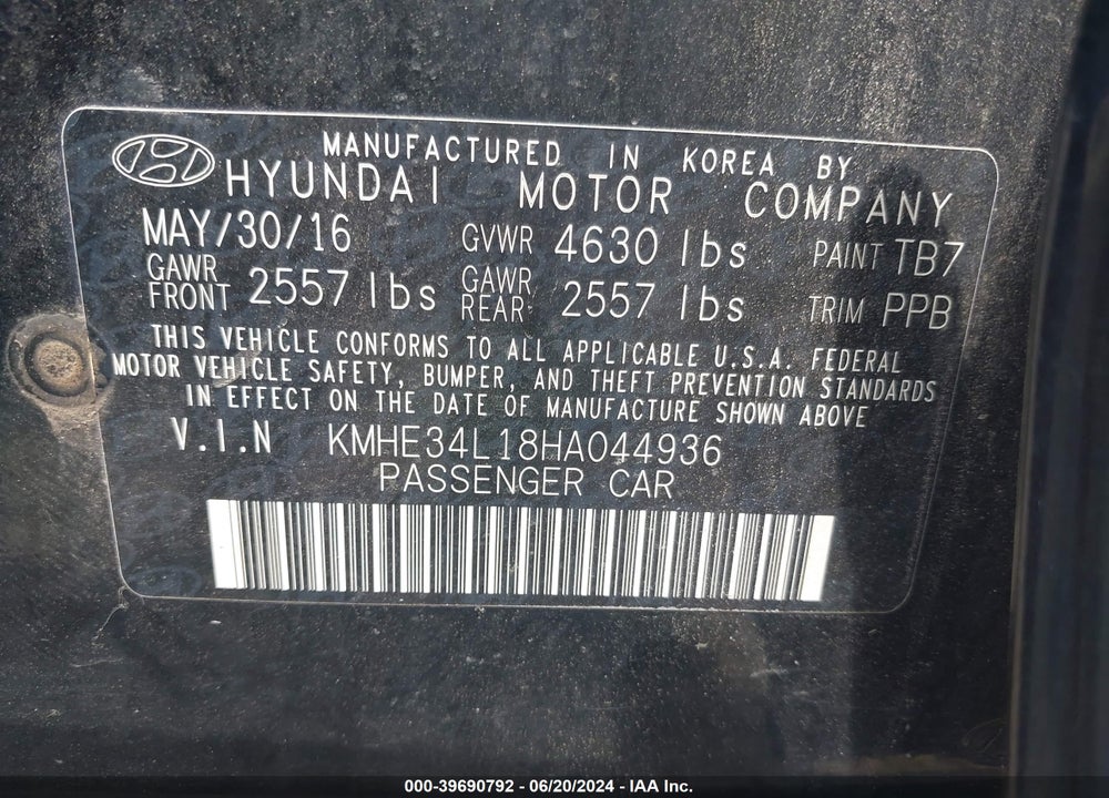 2017 HYUNDAI SONATA HYBRID LIMITED VIN: KMHE34L18HA044936
