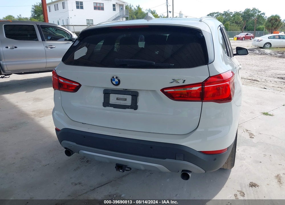 2017 BMW X1 XDRIVE28I VIN: WBXHT3C37H5F74844