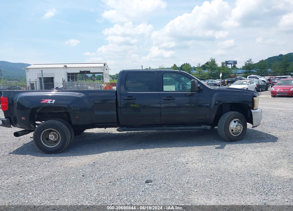 2007 CHEVROLET SILVERADO 3500 LTZ VIN: 1GCJK33637F566953