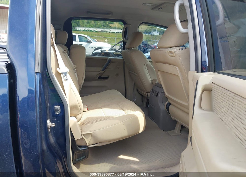 2010 NISSAN TITAN SE VIN: 1N6AA0EC4AN311176