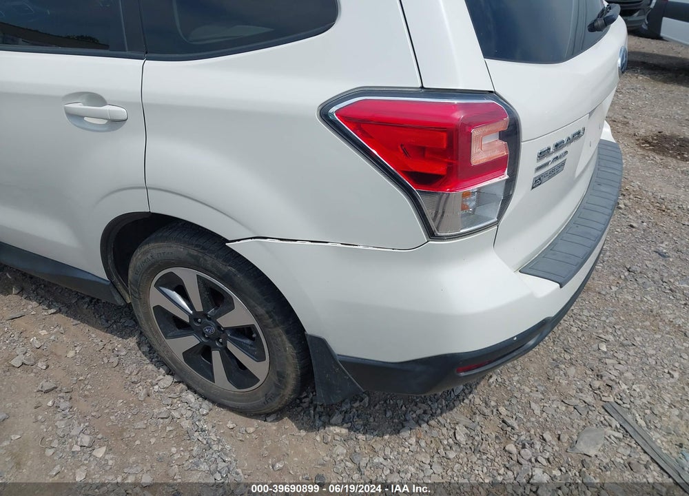 2017 SUBARU FORESTER 2.5I PREMIUM VIN: JF2SJAEC8HH416651