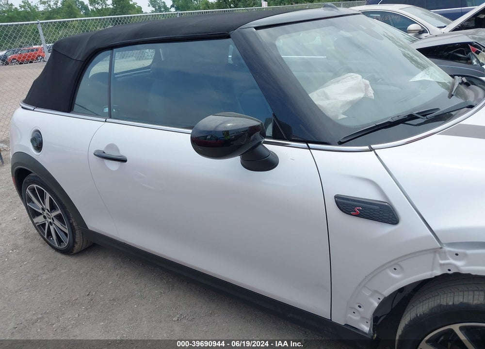 2024 MINI CONVERTIBLE COOPER S VIN: WMW43DL02R3S22690