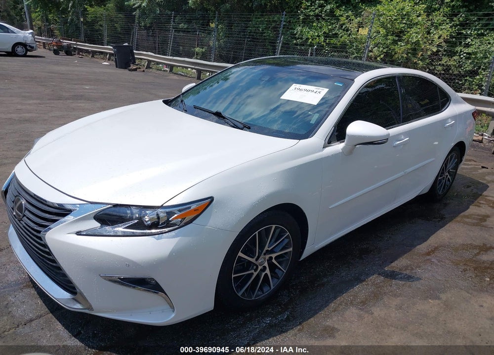 2018 LEXUS ES 350 VIN: 58ABK1GG4JU113136