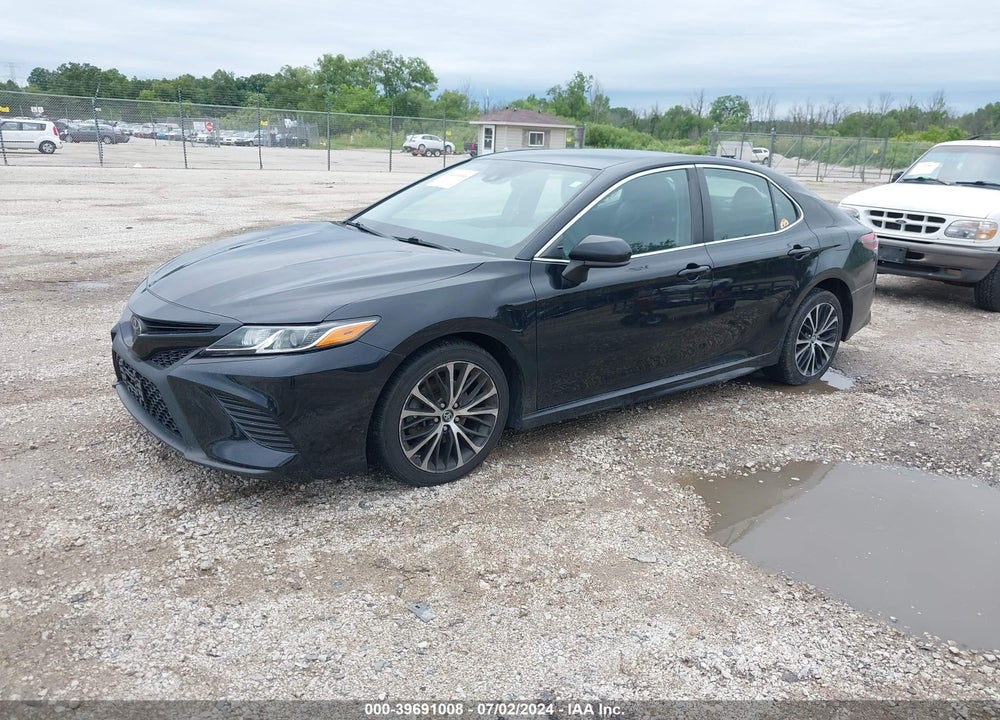 2019 TOYOTA CAMRY SE VIN: 4T1B11HK2KU227375
