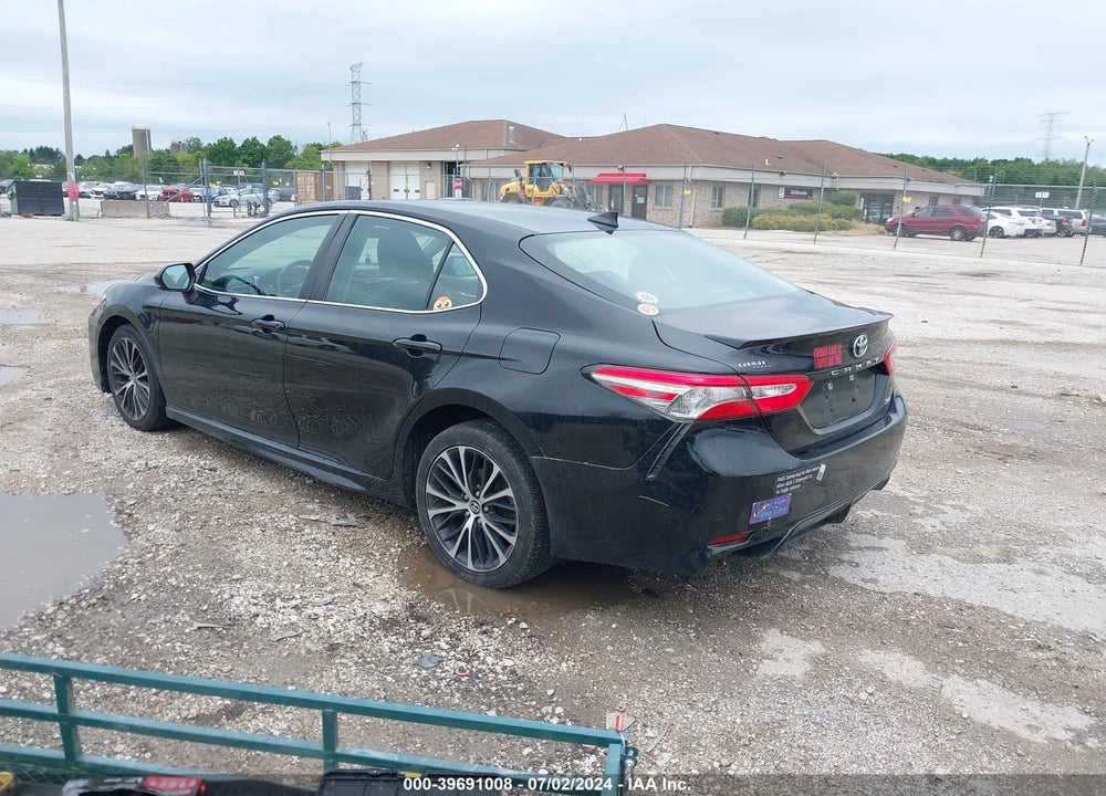 2019 TOYOTA CAMRY SE VIN: 4T1B11HK2KU227375