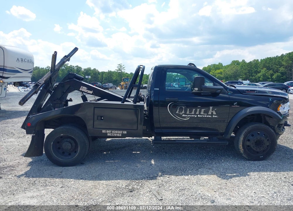 2019 RAM 4500 CHASSIS TRADESMAN/SLT VIN: 3C7WRKAL3KG566871