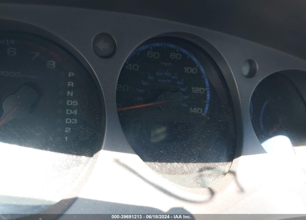 2005 ACURA MDX VIN: 2HNYD18935H521811