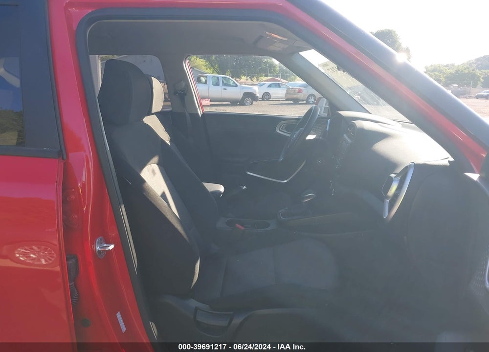 2020 KIA SOUL LX VIN: KNDJ23AU2L7726410