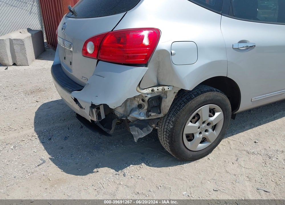 2014 NISSAN ROGUE SELECT S VIN: JN8AS5MV7EW200366
