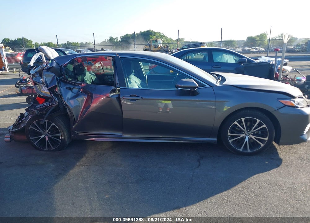 2019 TOYOTA CAMRY SE VIN: 4T1B11HK4KU193553