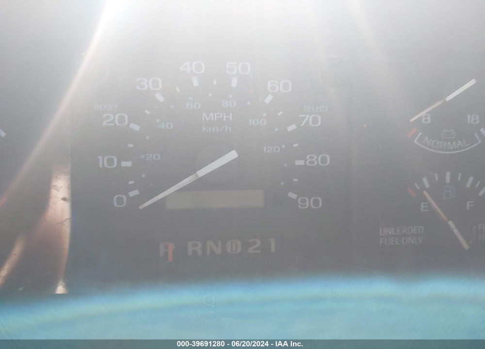 1997 FORD AEROSTAR XLT VIN: 1FMCA11U3VZB82812