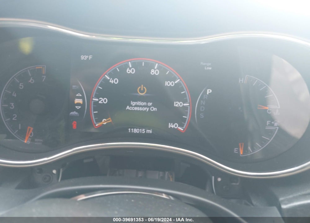 2015 JEEP GRAND CHEROKEE VIN: 1C4RJFBG8FC948719