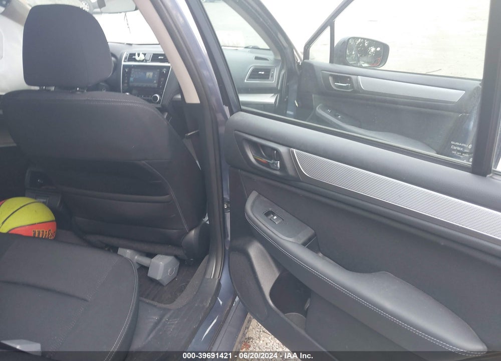 2018 SUBARU LEGACY 2.5I PREMIUM VIN: 4S3BNAF60J3040266